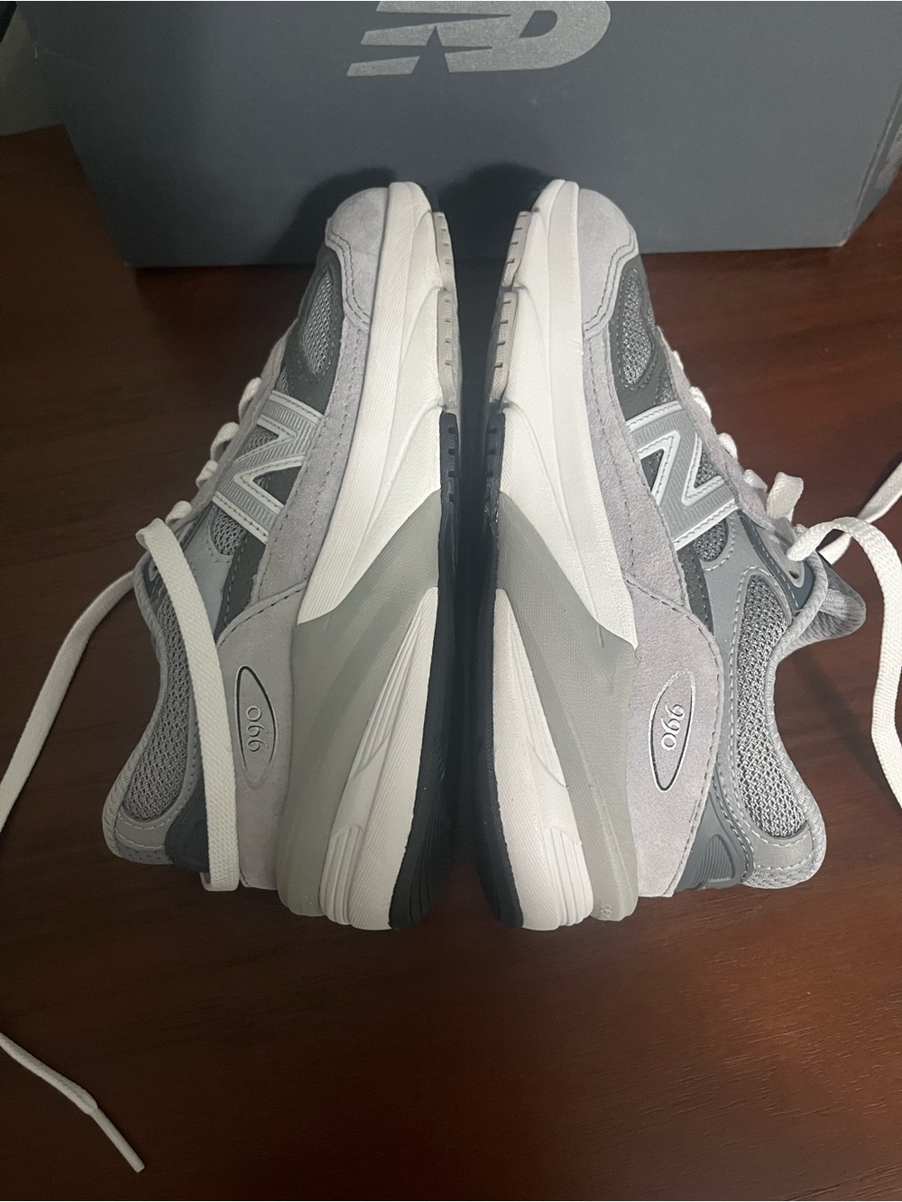 New Balance 990 Light Gray and White Running Shoe - Picture 7 of 13